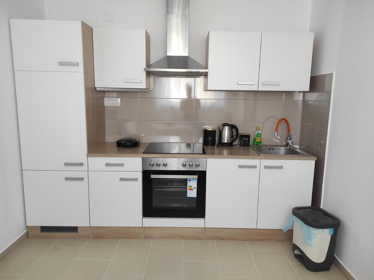 Apartment Deeranaei Kraljevica Eksteriør bilde