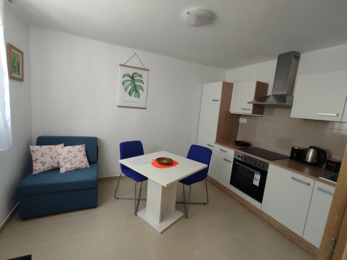 Apartment Deeranaei Kraljevica Eksteriør bilde